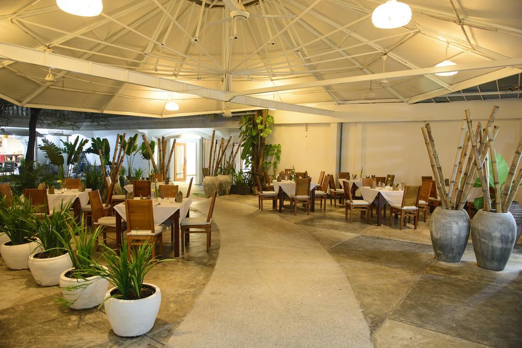 Oc Hotel Σίχανουκβιλ Εξωτερικό φωτογραφία