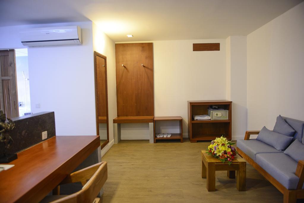 Oc Hotel Σίχανουκβιλ Εξωτερικό φωτογραφία